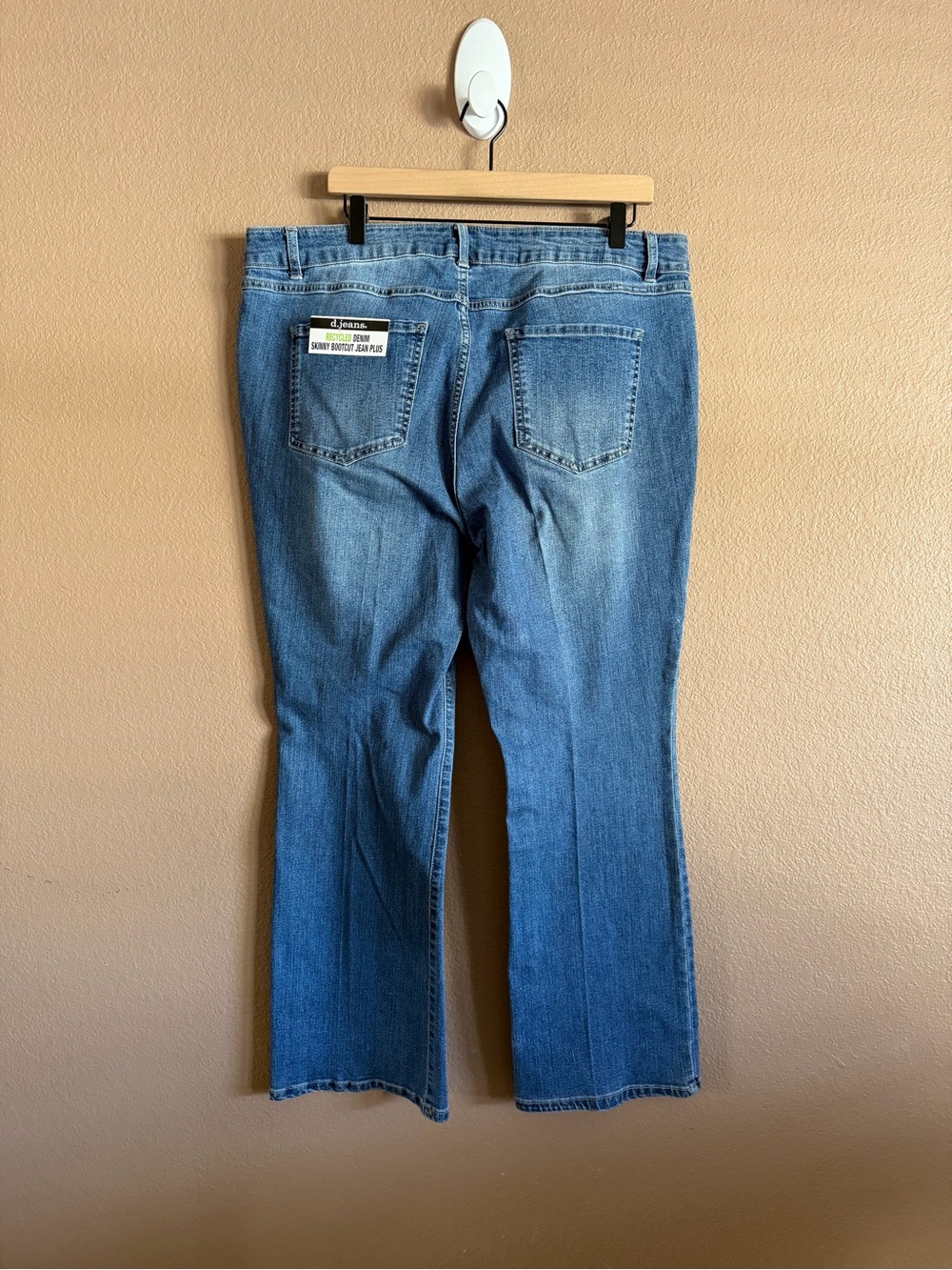 d. jeans Skinny Bootcut High Rise Jeans Size 18W NWT - Picture 8 of 13